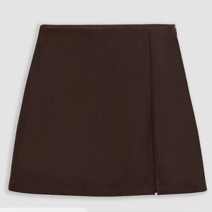 NWT! HIGH WAIST ZIP UP JUNIORS MINI SKIRT W/ A SLIT 2 1/2”LEFT LEG. 1-LG, 1-XL